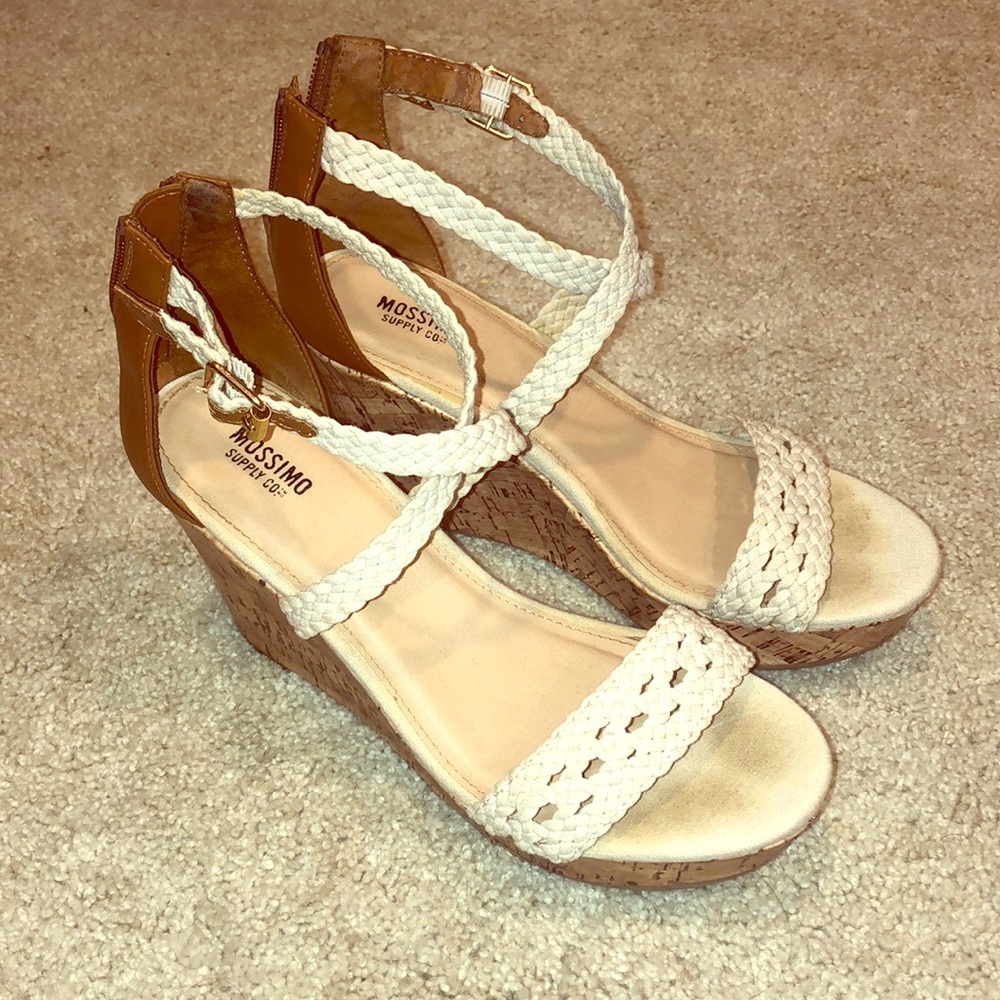 Cream wedges